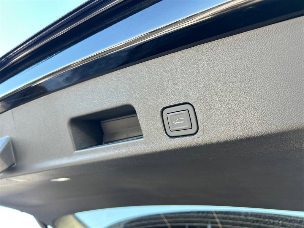 2026 GMC ACADIA - Image 35