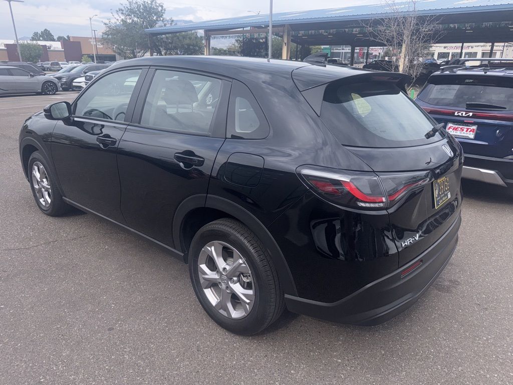 2024 Honda HR-V LX photo 13
