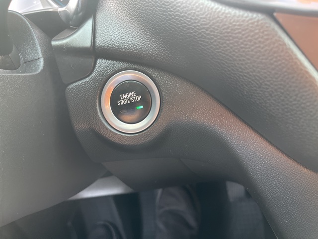 2020 Chevrolet Equinox LT photo 29