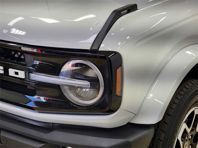 2023 Ford Bronco Outer Banks photo 11