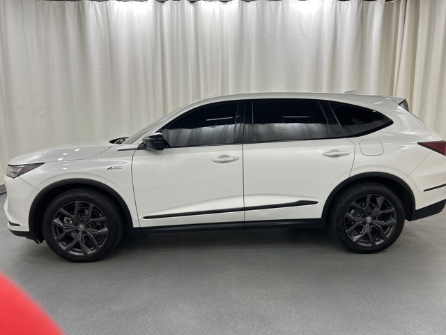 2022 Acura MDX A-Spec SH-AWD photo 3