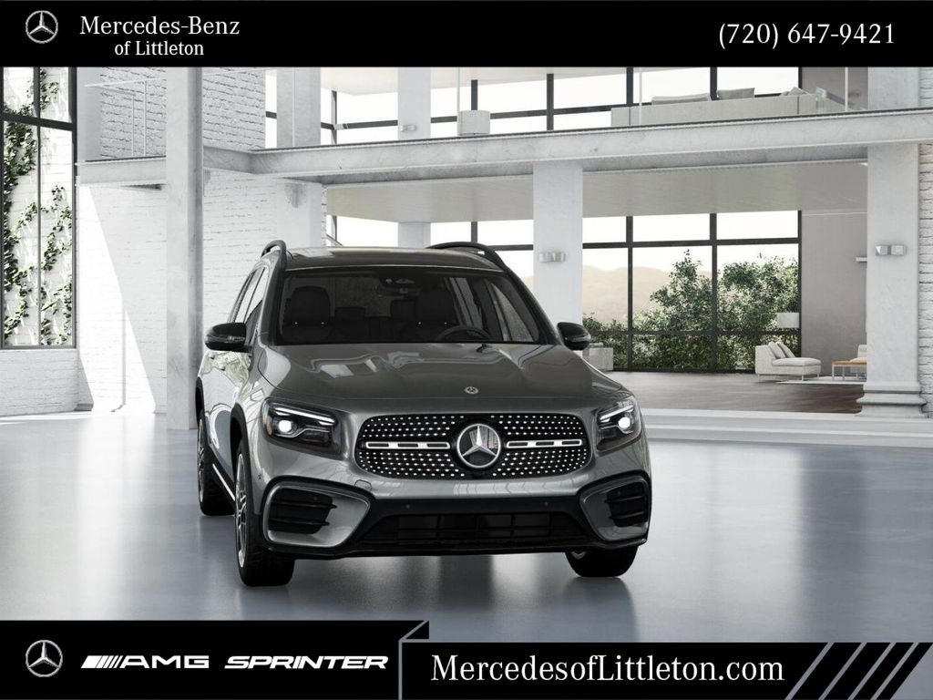 2026 Mercedes Benz GLB 250 4MATIC photo 3