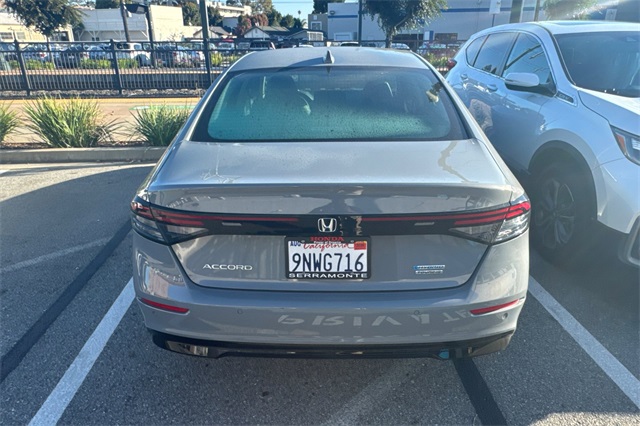 2024 Honda Accord Hybrid Touring photo 3