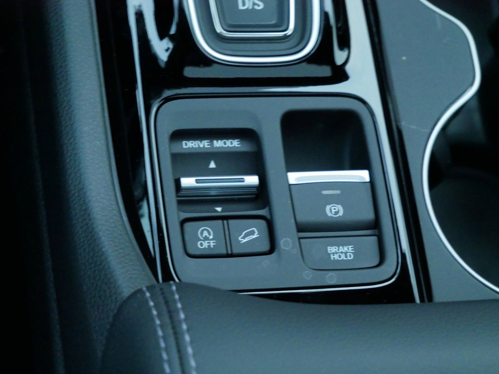 2025 Honda Pilot Touring photo 14