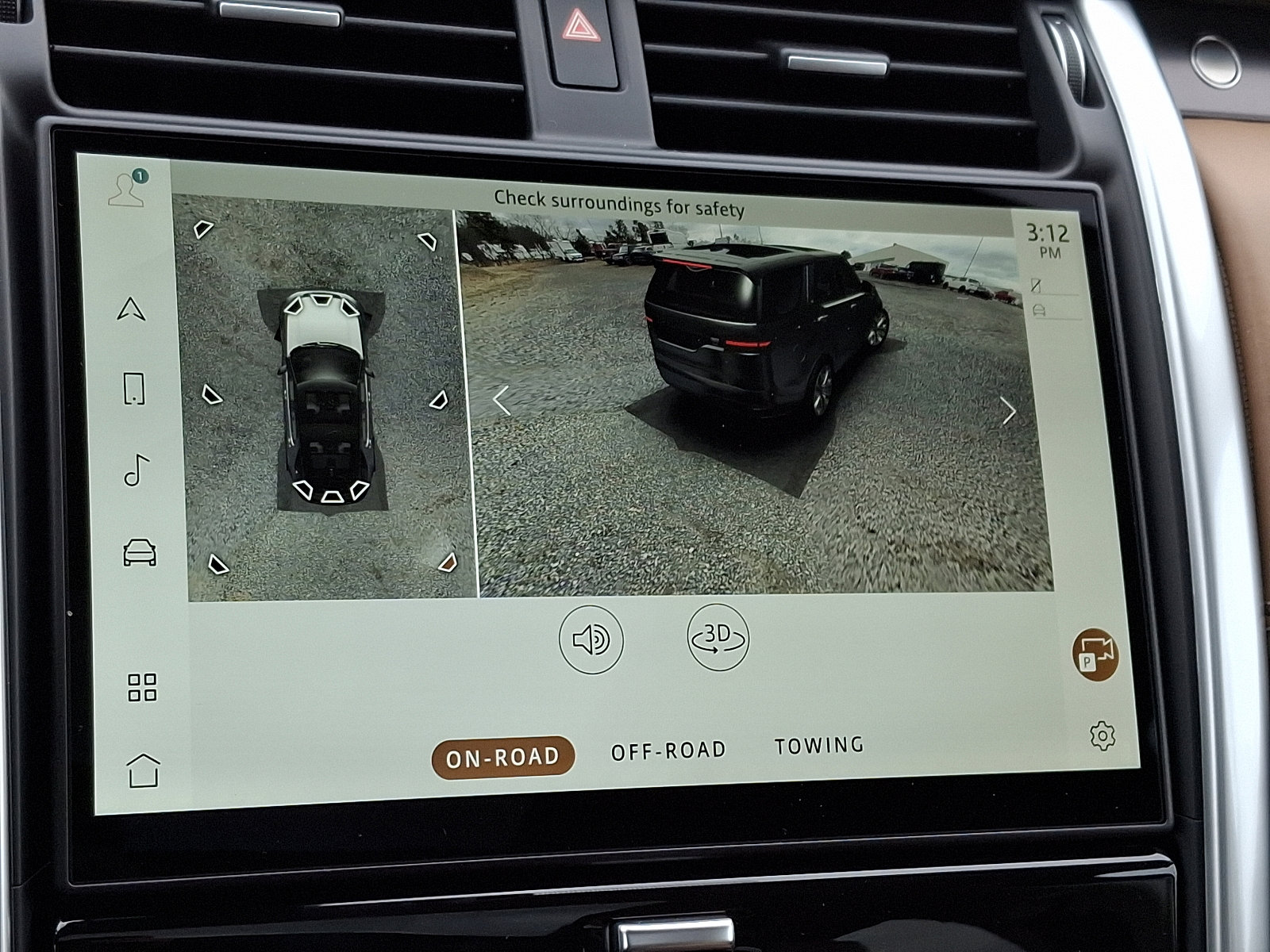 2025 Land Rover Discovery Metropolitan Edition photo 16