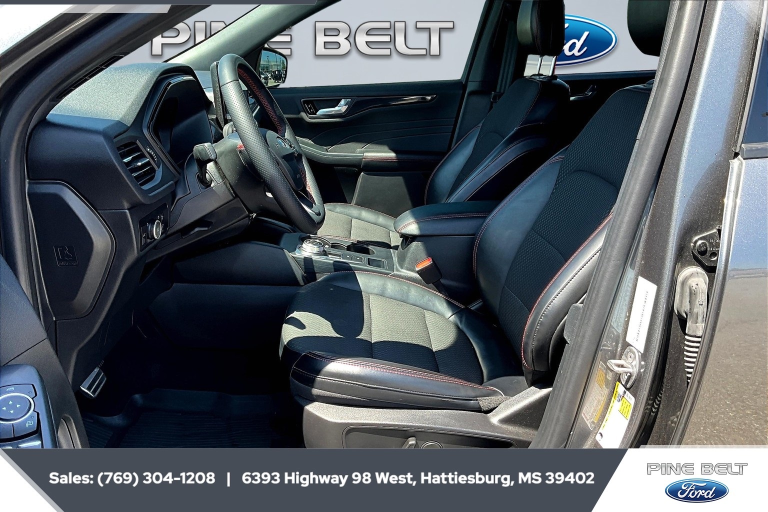 2023 Ford Escape ST-Line Elite photo 17