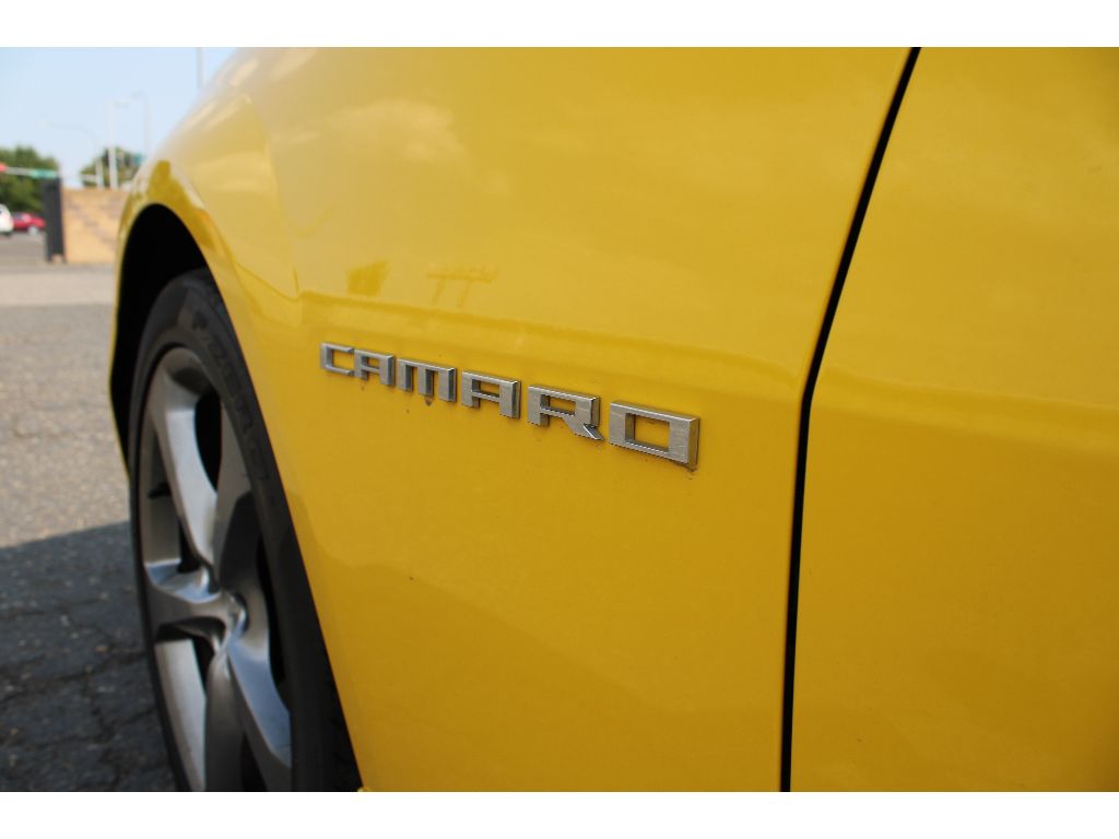 2013 Chevrolet Camaro 2LT photo 36