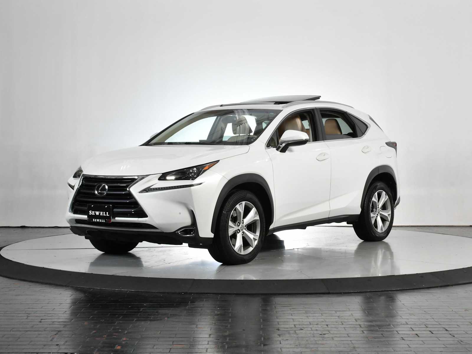 2017 Lexus NX F Sport's photo