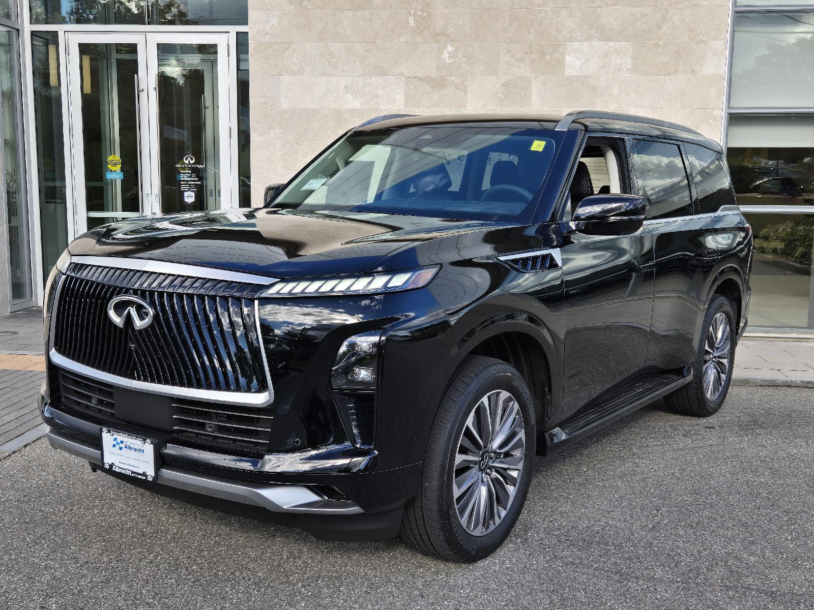 2026 INFINITI QX80 Luxe's photo