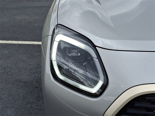2025 Mini Countryman S ALL4 photo 9
