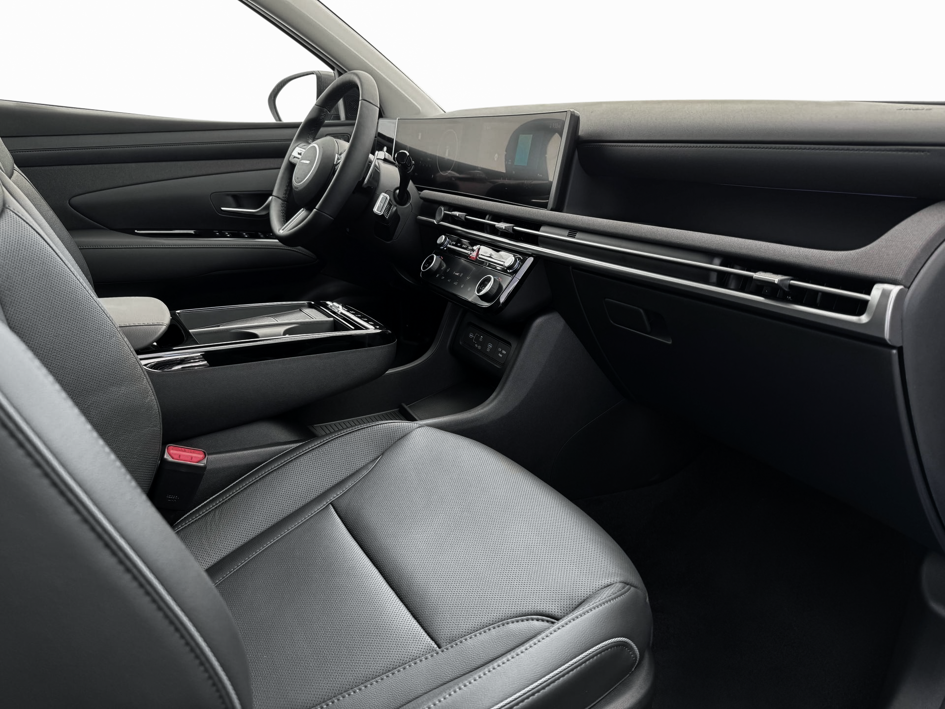 New 2025 Black Hyundai Limited AWD image 15