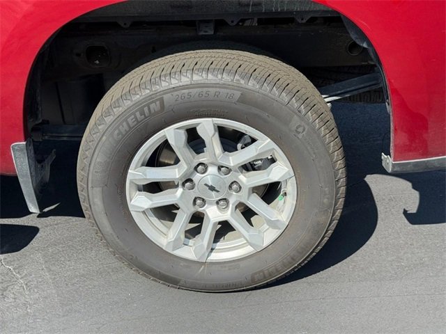 2025 Chevrolet Silverado 1500 RST photo 4