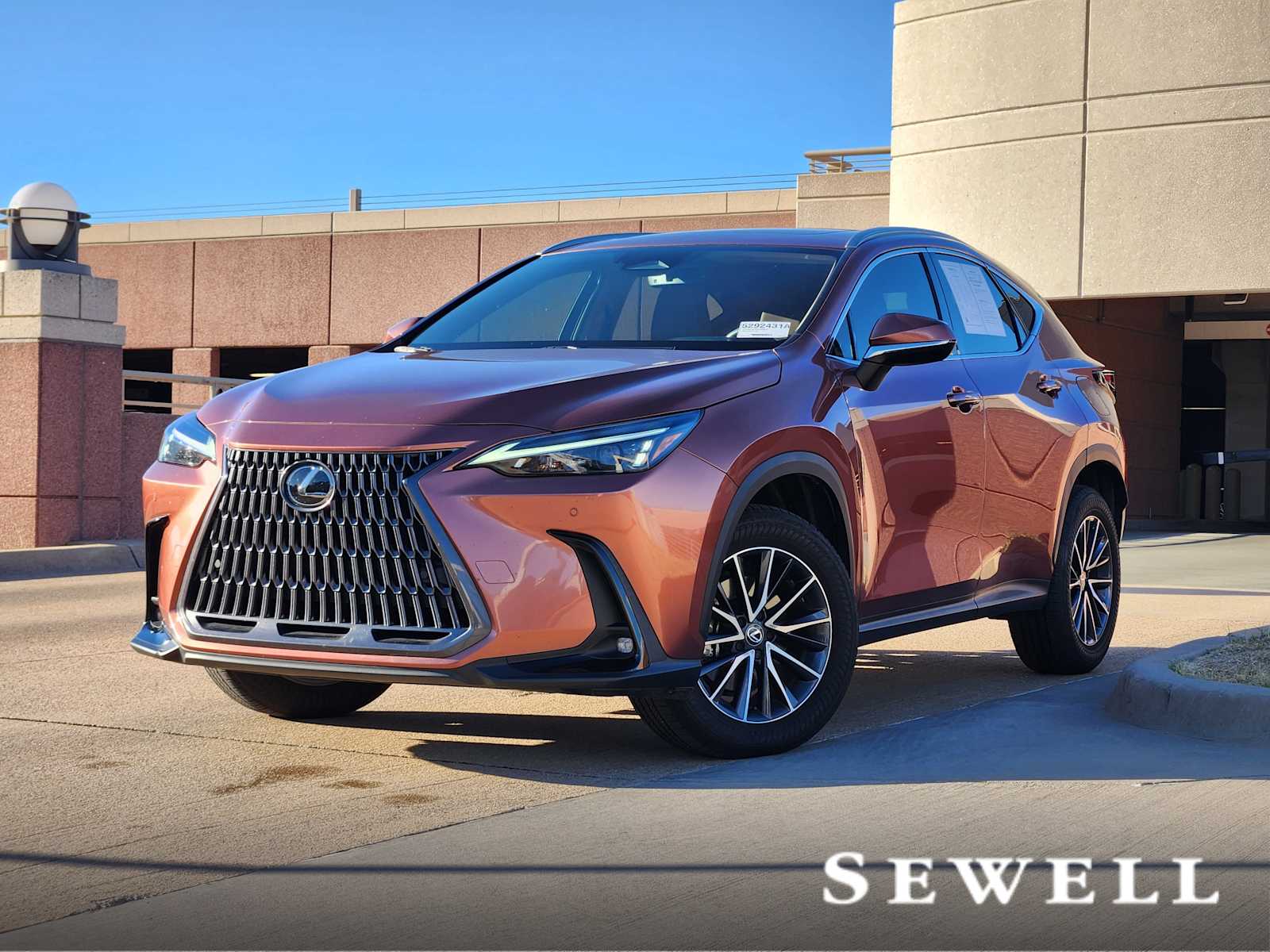 2025 Lexus NX 250's photo