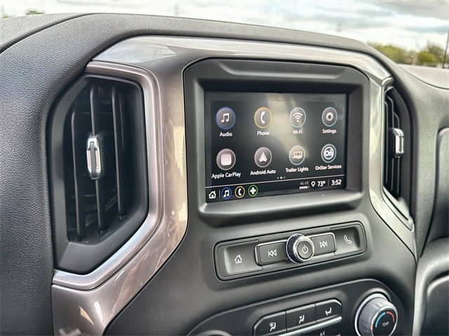 2025 Chevrolet Silverado 1500 Custom photo 4