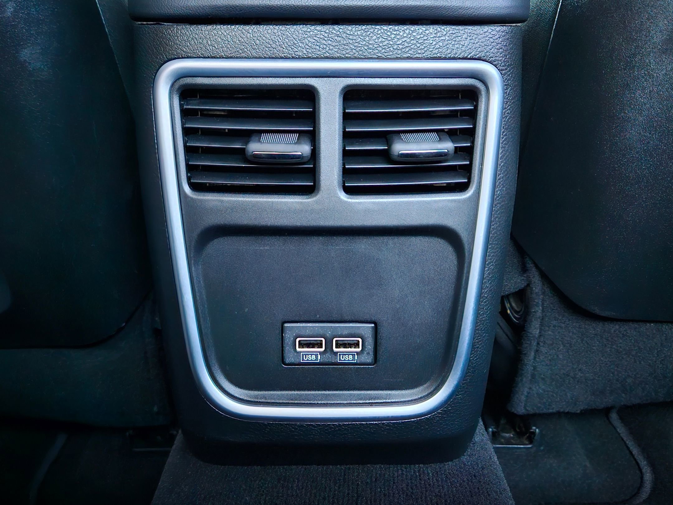 2022 Dodge Charger R/T photo 27