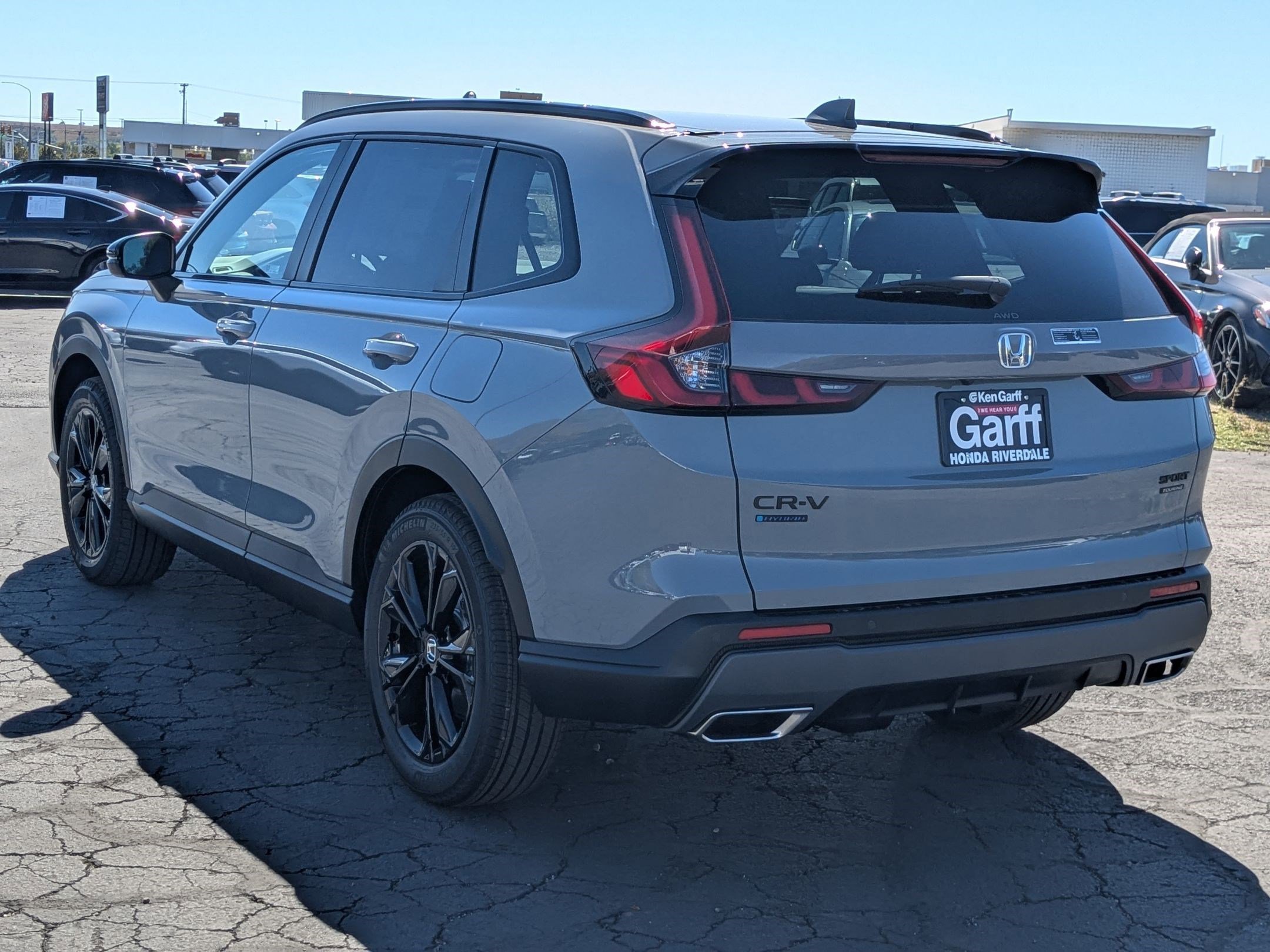 2026 Honda CR-V Sport Touring Hybrid photo 4