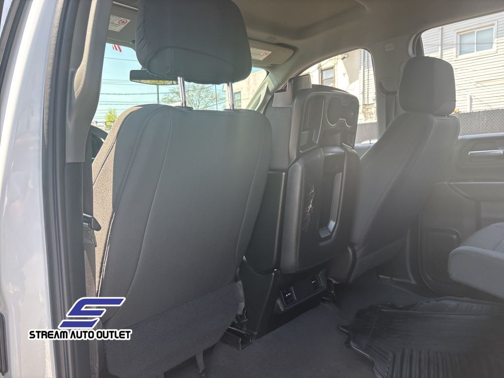 2022 Chevrolet Silverado 2500HD Custom photo 18