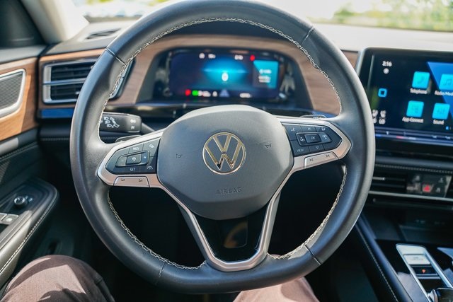 2024 Volkswagen Atlas SE Technology photo 14