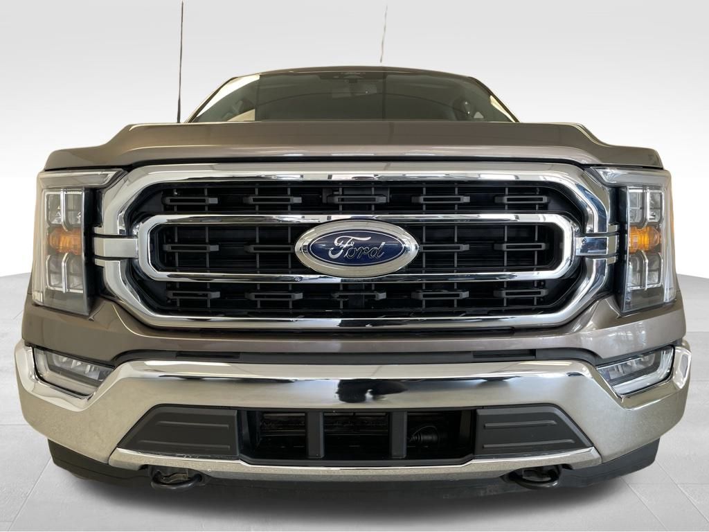 2022 Ford F-150 XLT photo 2