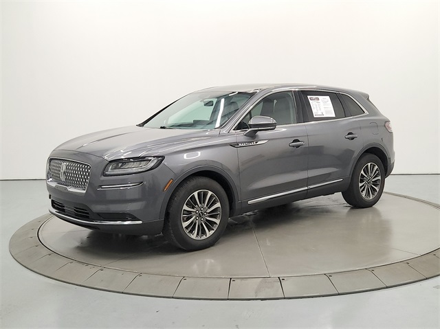 2021 Lincoln Nautilus Reserve photo 3