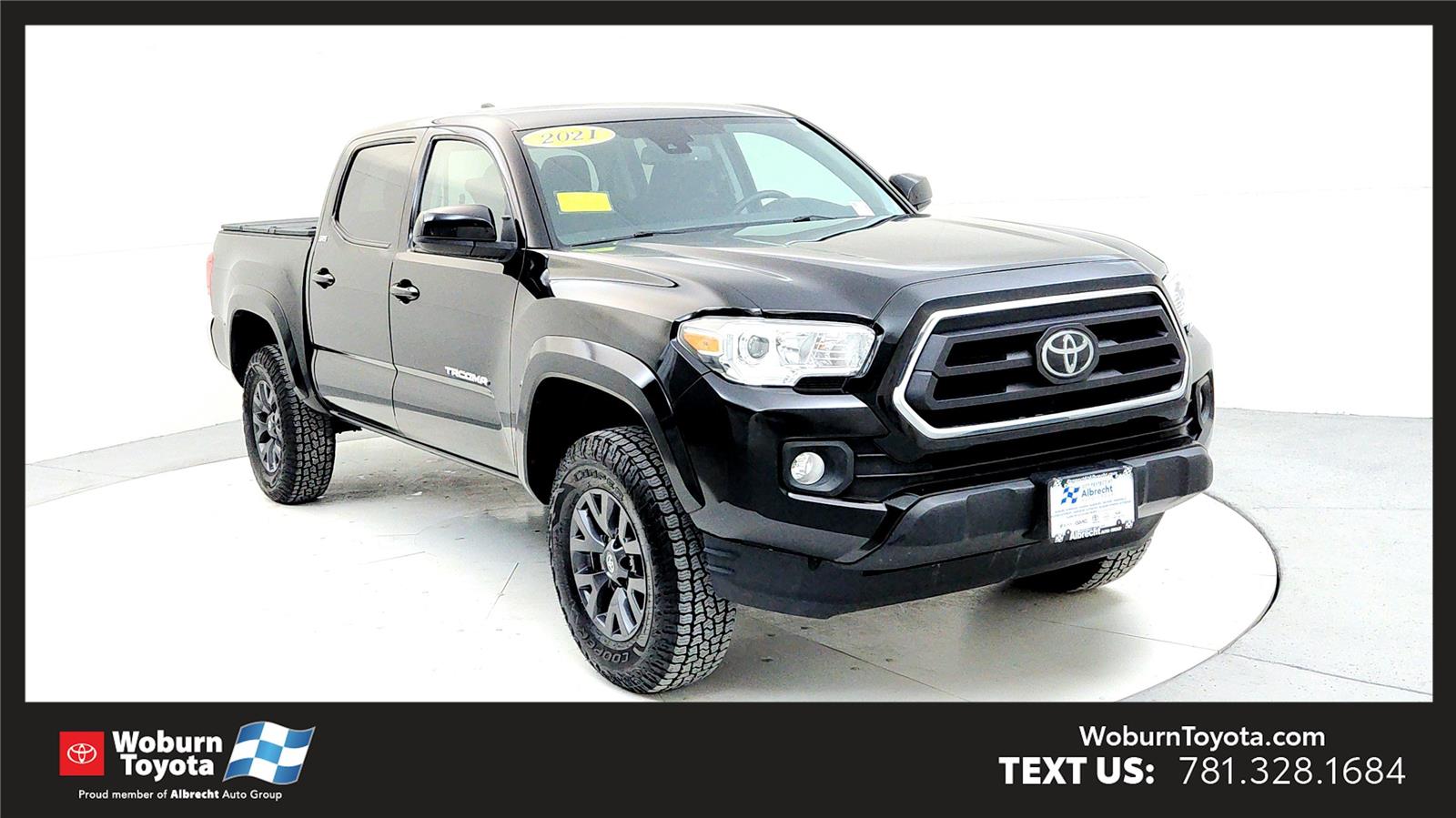 2021 Toyota Tacoma SR5's photo