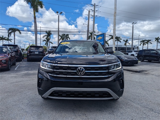 2022 Volkswagen Atlas SE photo 2