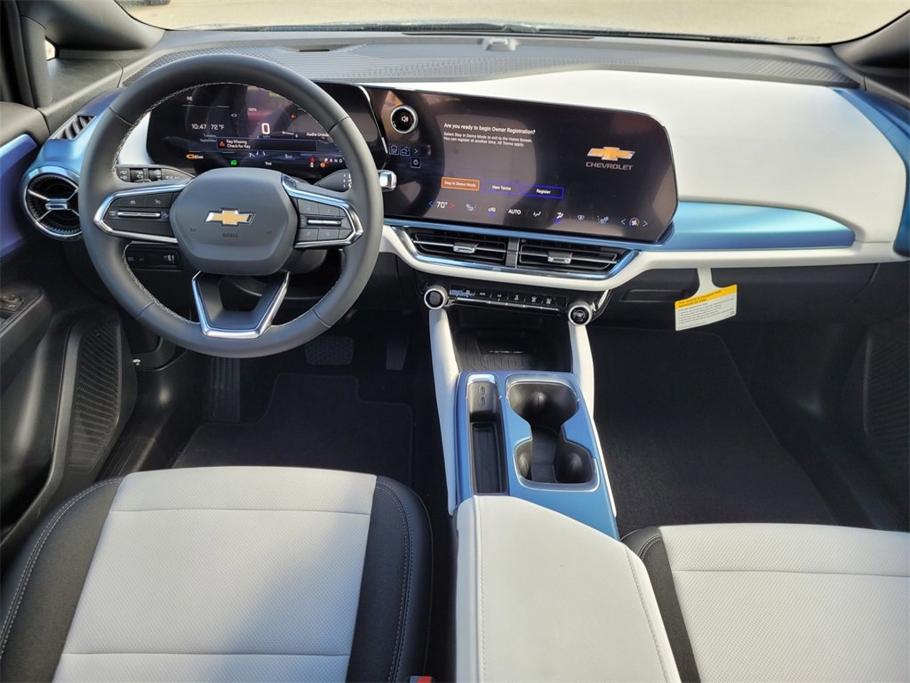 2026 Chevrolet Equinox EV 1LT photo 10