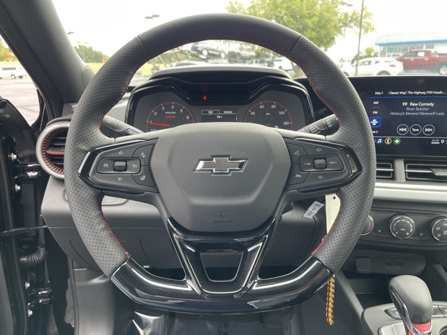 2025 Chevrolet Trax photo 13