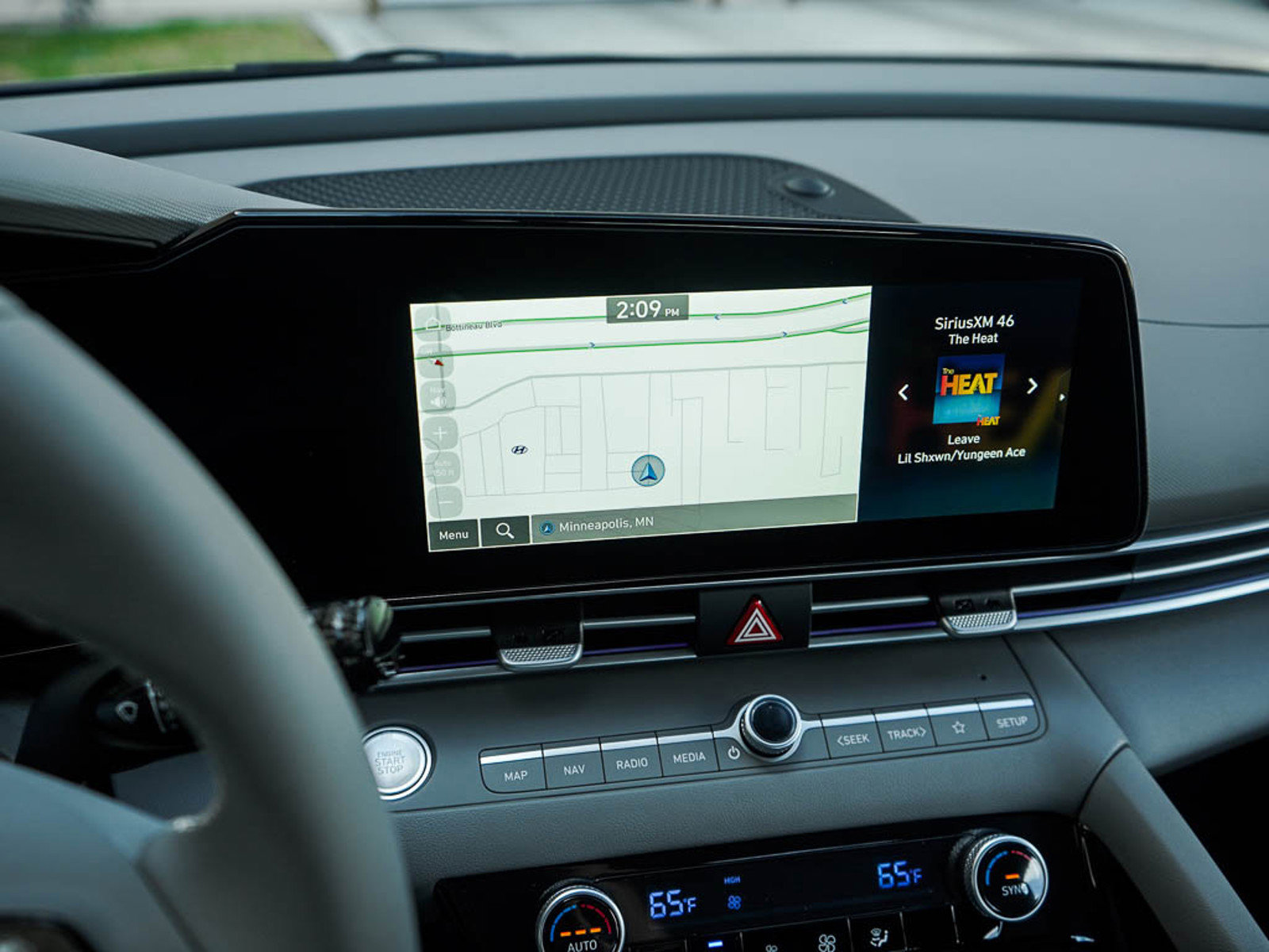 2025 Hyundai Elantra Hybrid SEL Sport photo 20