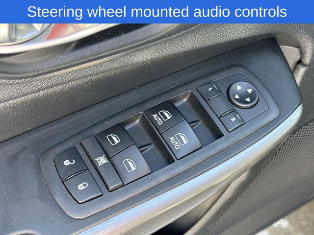 2019 Jeep Cherokee Limited photo 12