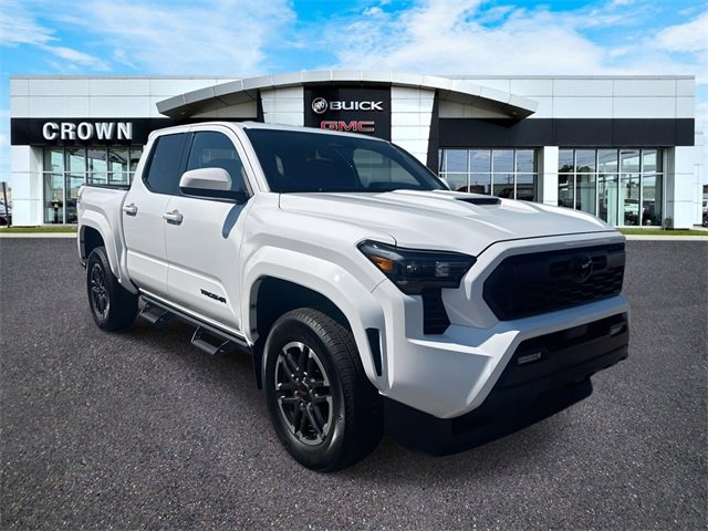 2024 Toyota Tacoma TRD Sport's photo