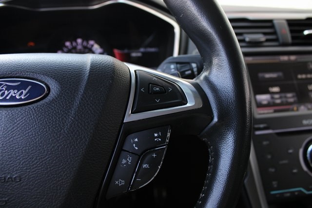 2013 Ford Fusion Titanium photo 12