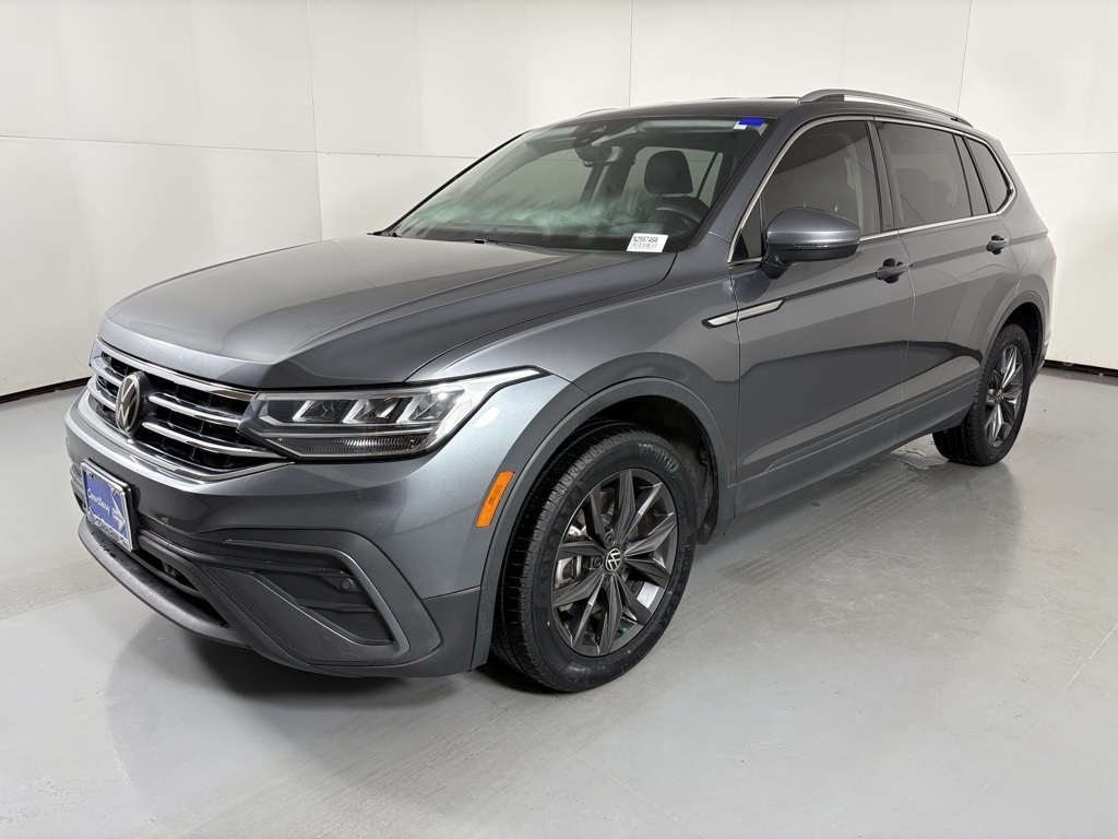 2022 Volkswagen Tiguan SE photo 2
