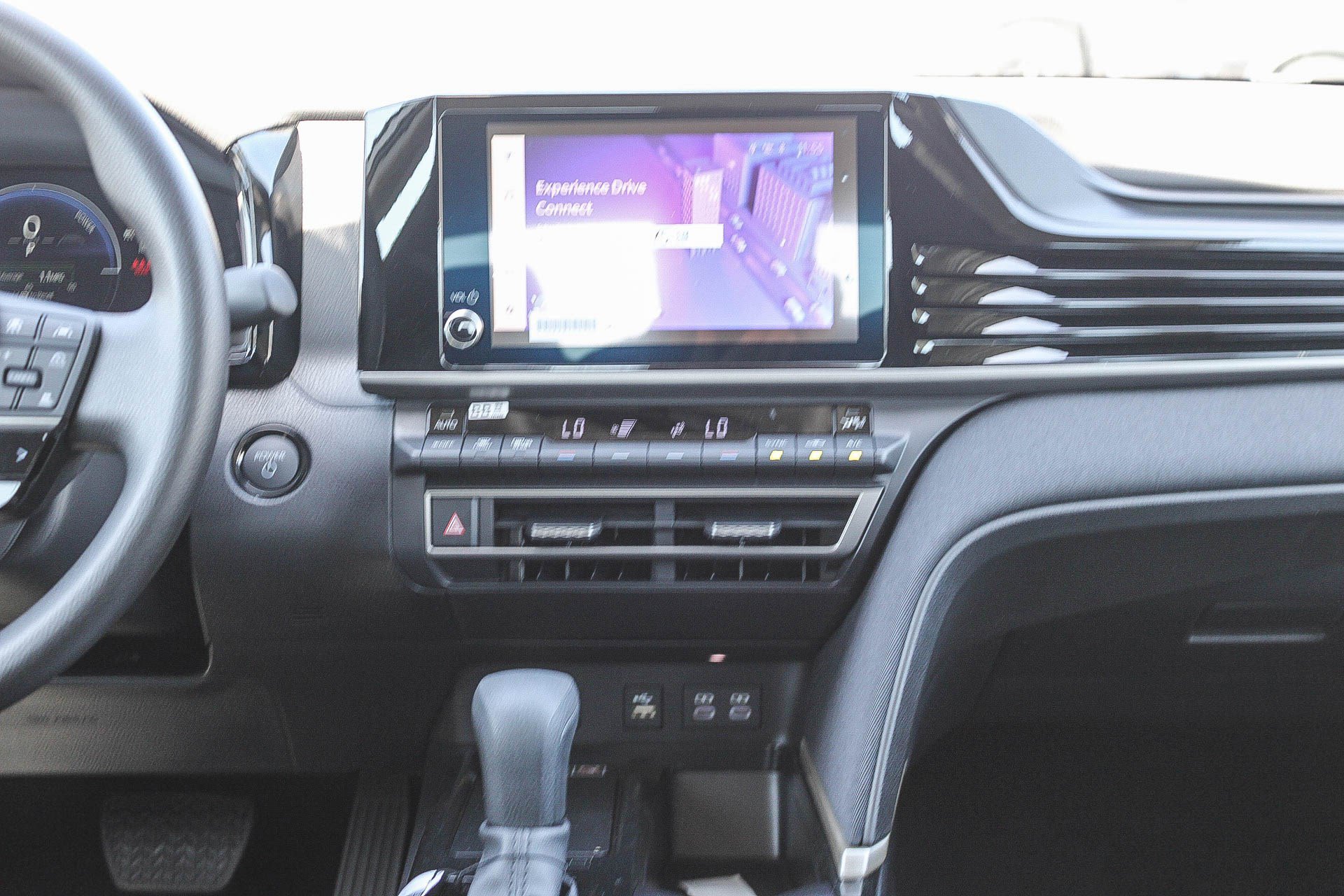2025 Toyota Camry LE photo 14