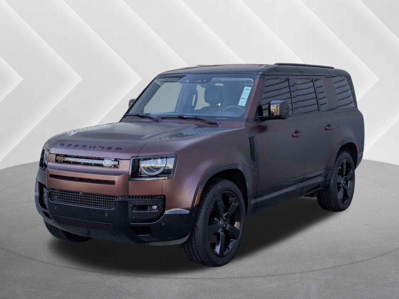 2025 Land Rover Defender X-Dynamic SE's photo
