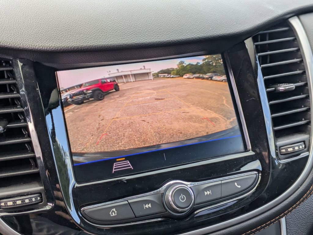 2021 Chevrolet Trax LT photo 16