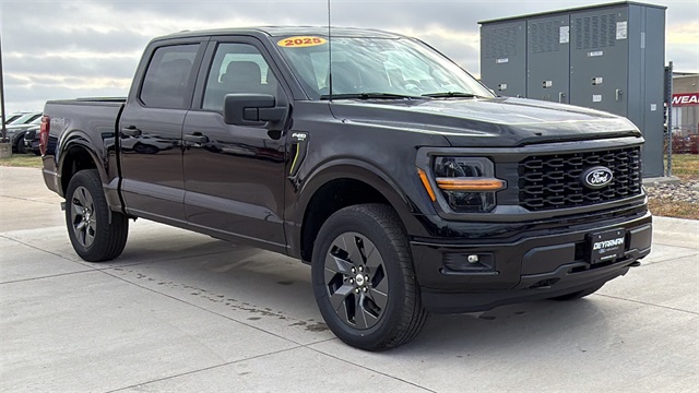 2025 Ford F-150 STX's photo