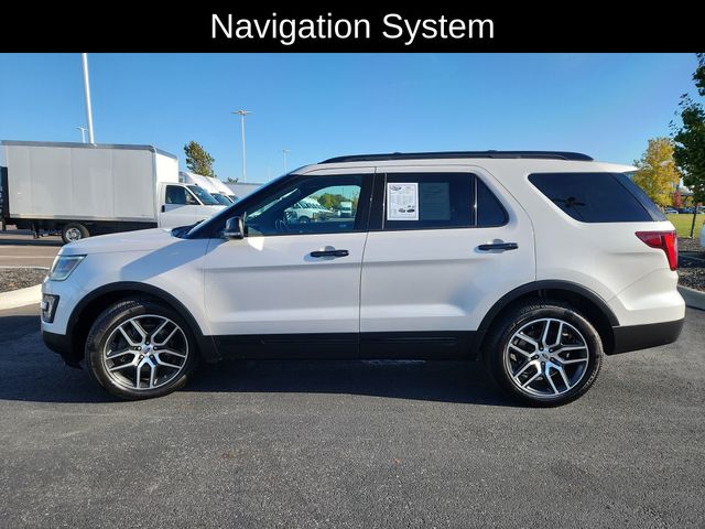 2017 Ford Explorer Sport photo 2
