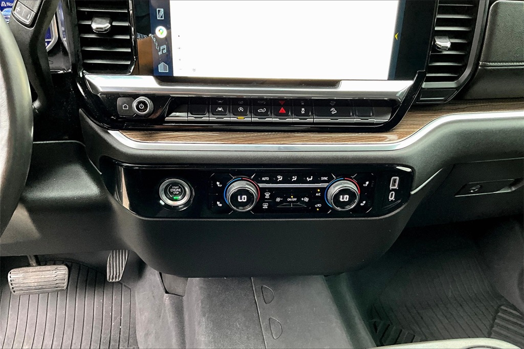 2022 Chevrolet Silverado 1500 RST photo 16