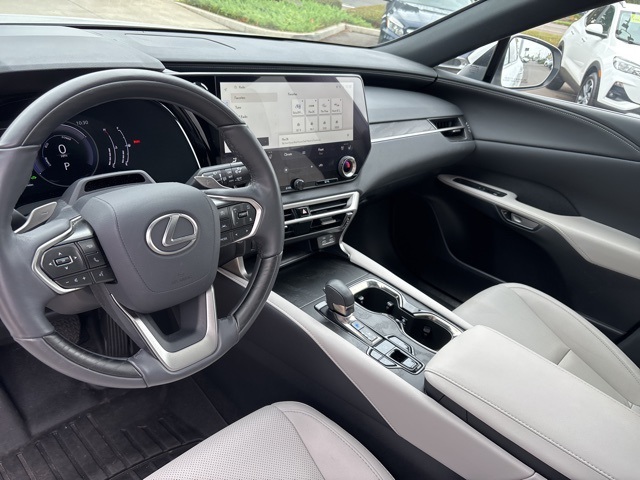 2024 Lexus RX 350h Premium photo 11