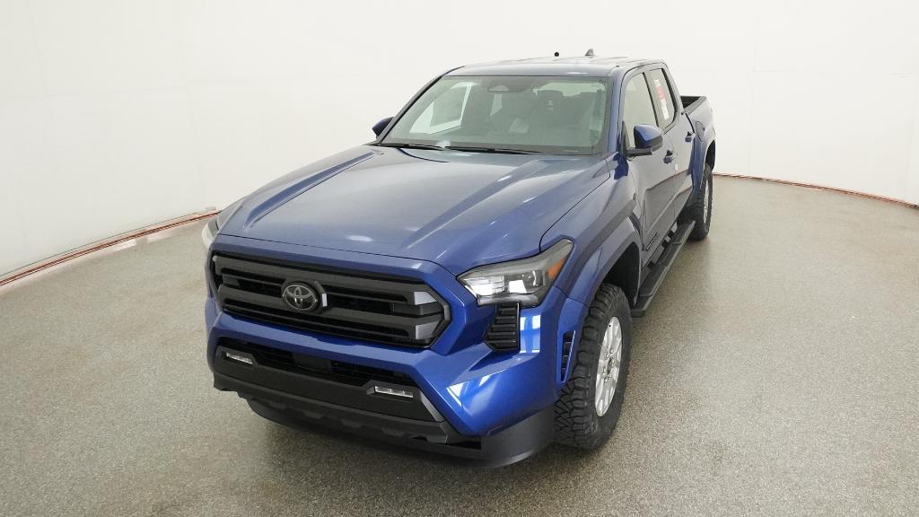 2025 Toyota Tacoma SR5 Double Cab photo 4