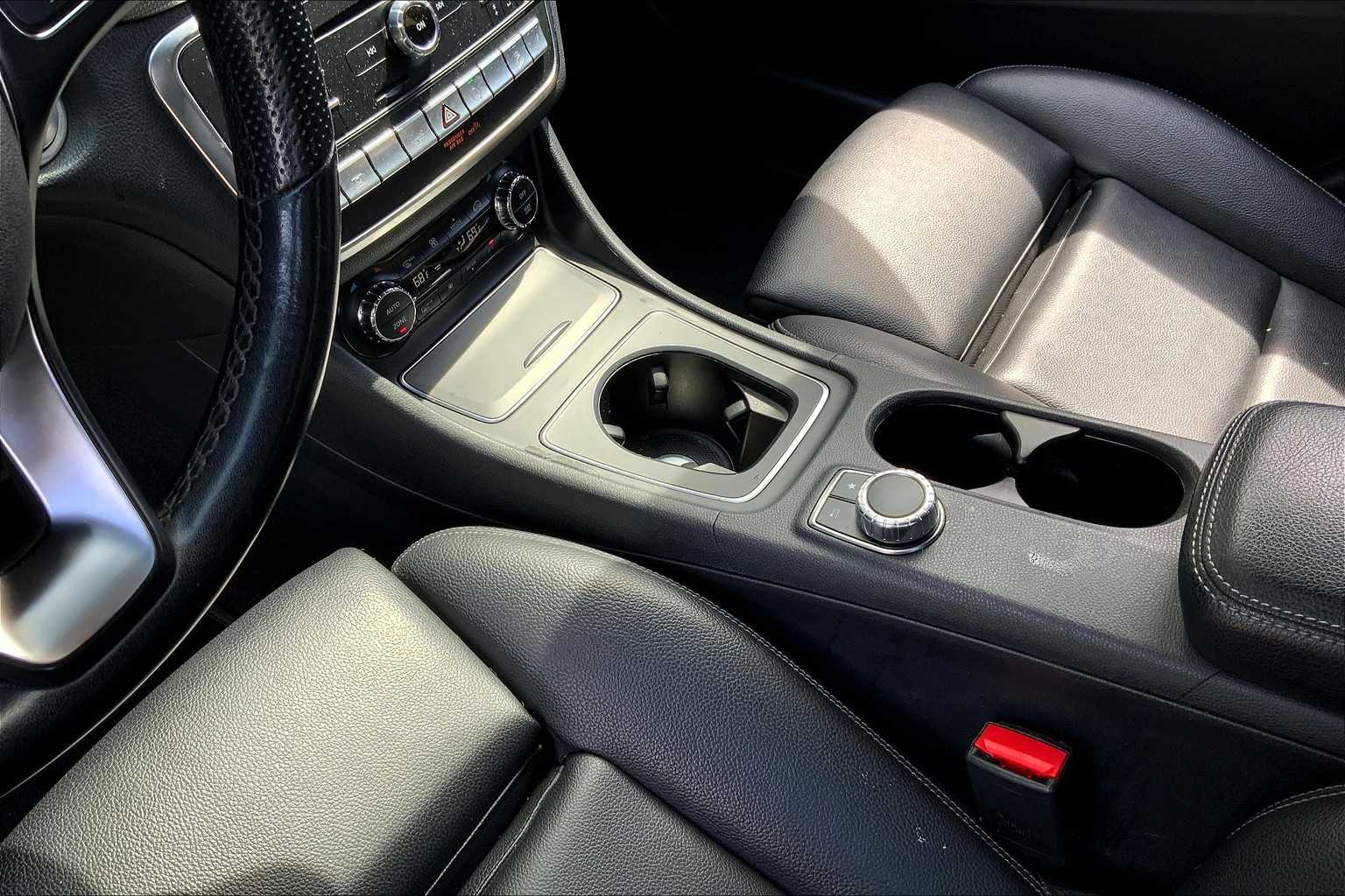 2019 Mercedes Benz GLA 250 4MATIC photo 13