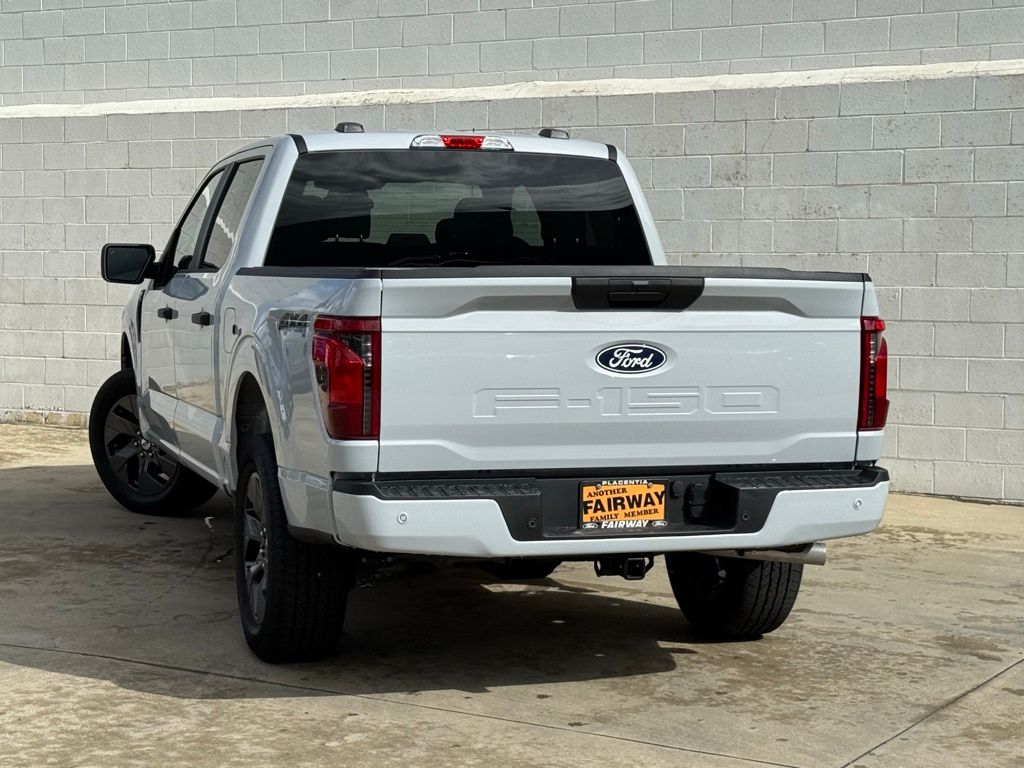 2025 Ford F-150 STX photo 4