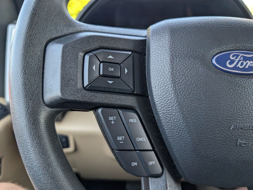 2019 Ford F-250 XLT photo 12