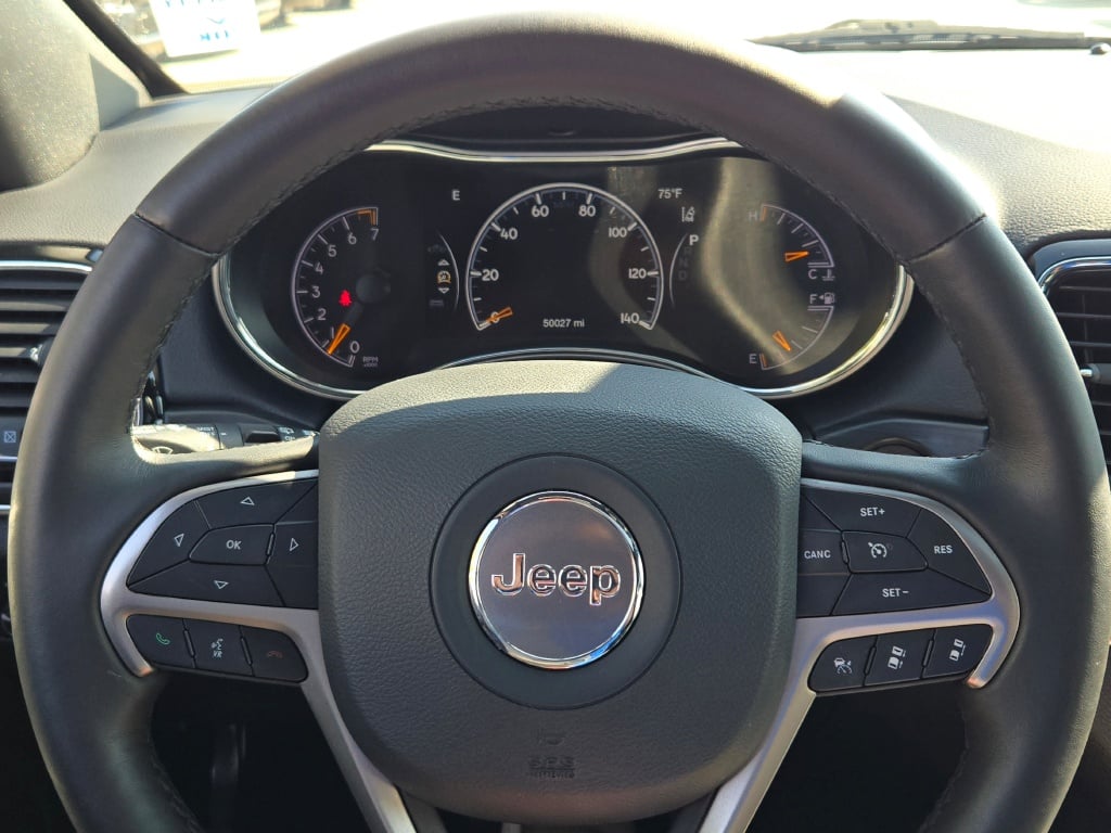 2021 Jeep Grand Cherokee Anniversary Edition photo 31
