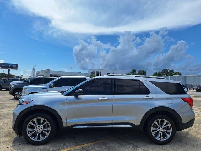 2021 Ford Explorer Limited photo 2