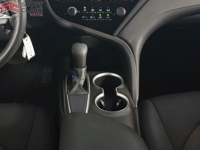 2021 Toyota Camry LE photo 20
