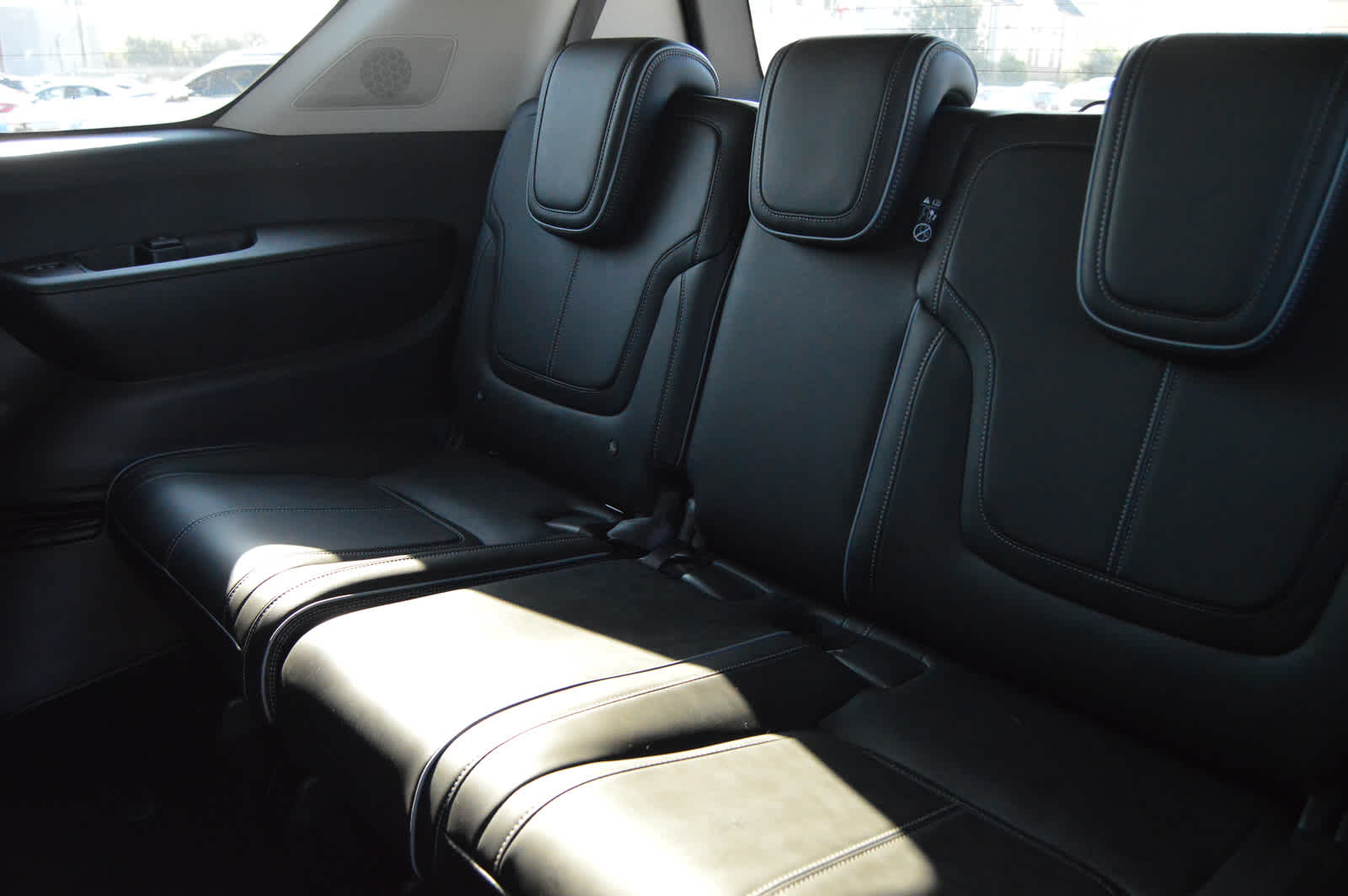 2025 INFINITI QX80 Sensory 4WD - Photo 26