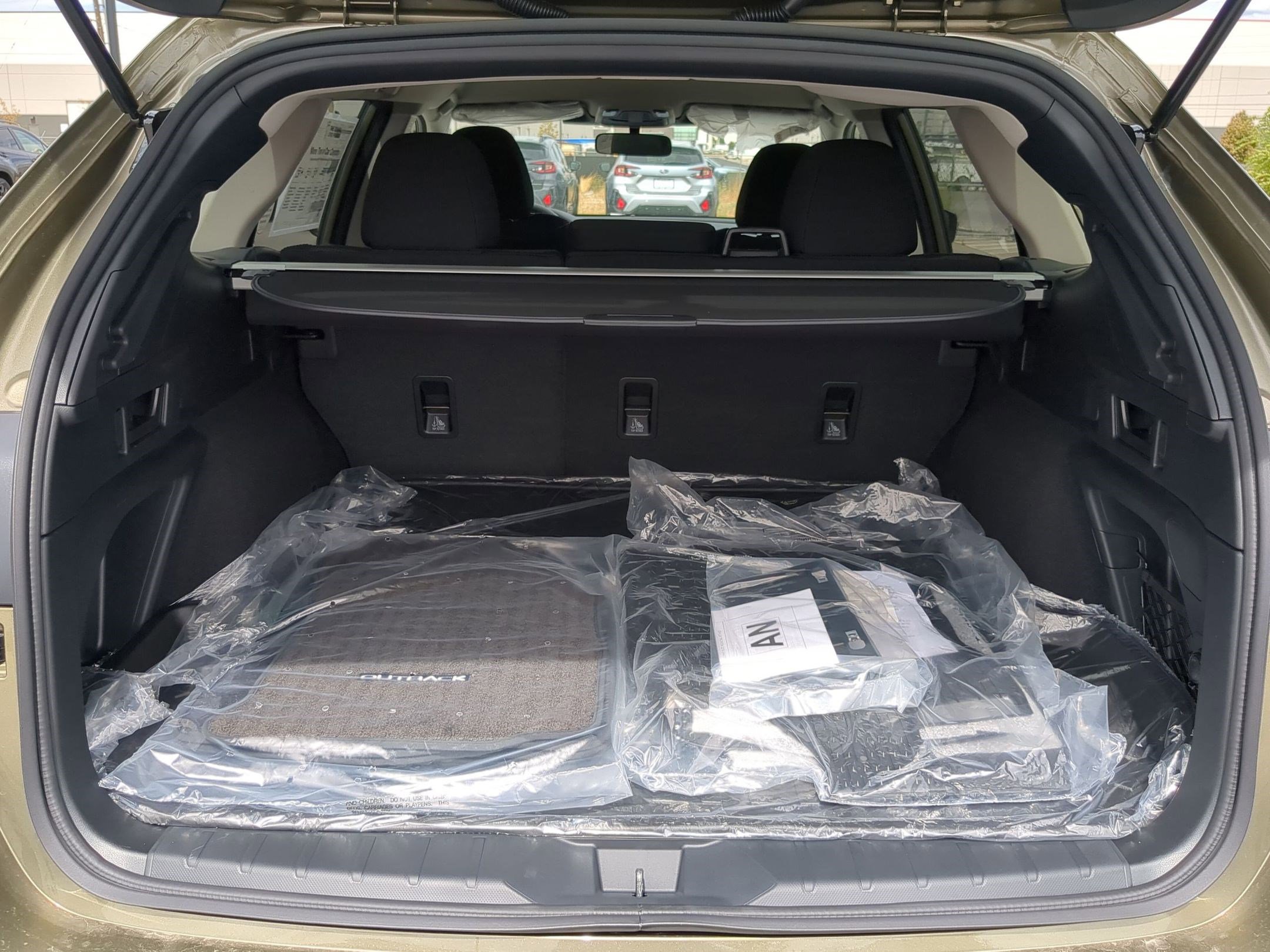 2025 Subaru Outback Premium photo 17