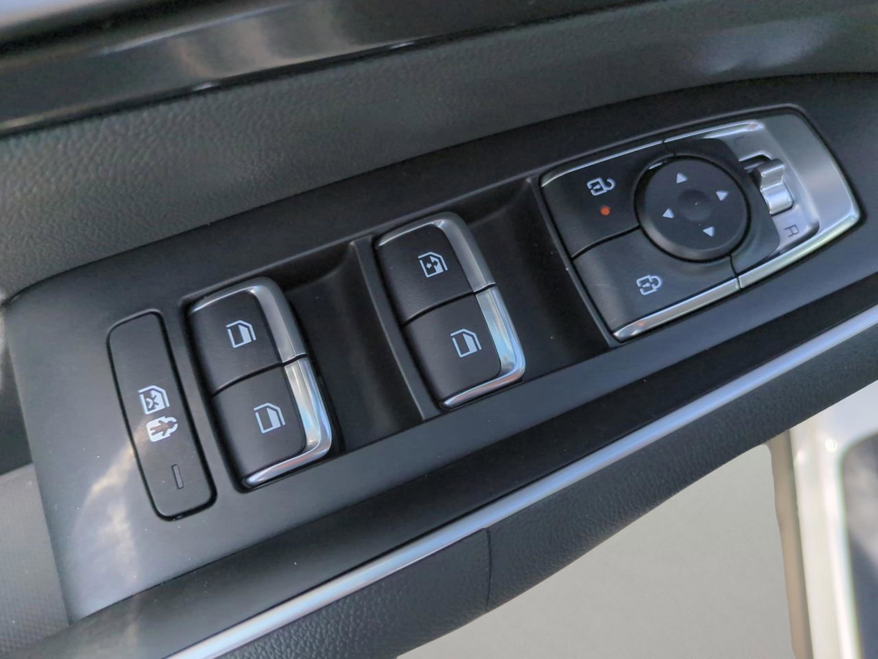 2026 Kia Sorento LX photo 20